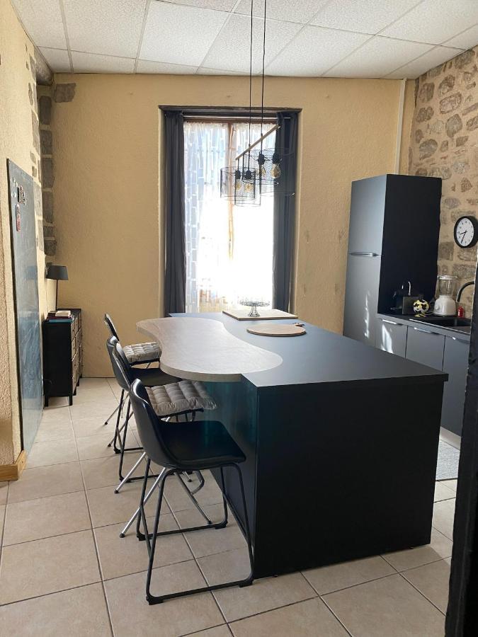Poppy Appartement De Charme A 2 Min Centre-Ville فيجيا المظهر الخارجي الصورة